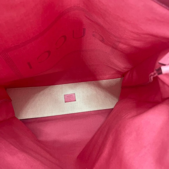 A329-💯 % authentic Gucci tote print bag - Picture 4 of 5